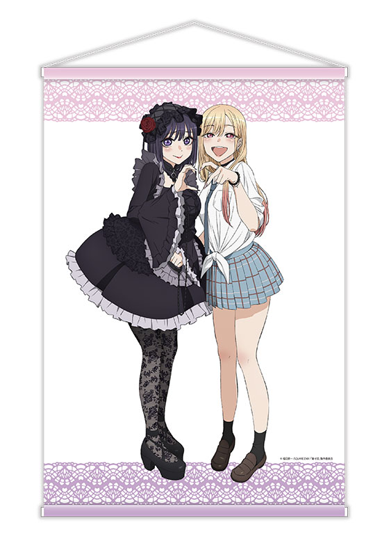 その着せ替え人形は恋をする タペストリー | GOODS | CloverWorks Official site